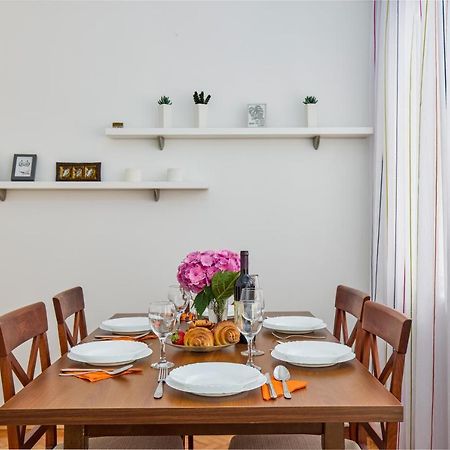 Waikiki Beach House Tivat Exterior photo