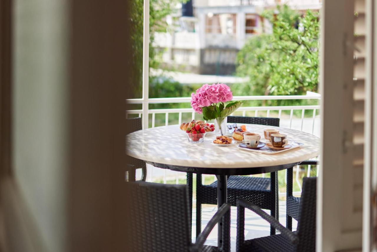 Waikiki Beach House Tivat Exterior photo